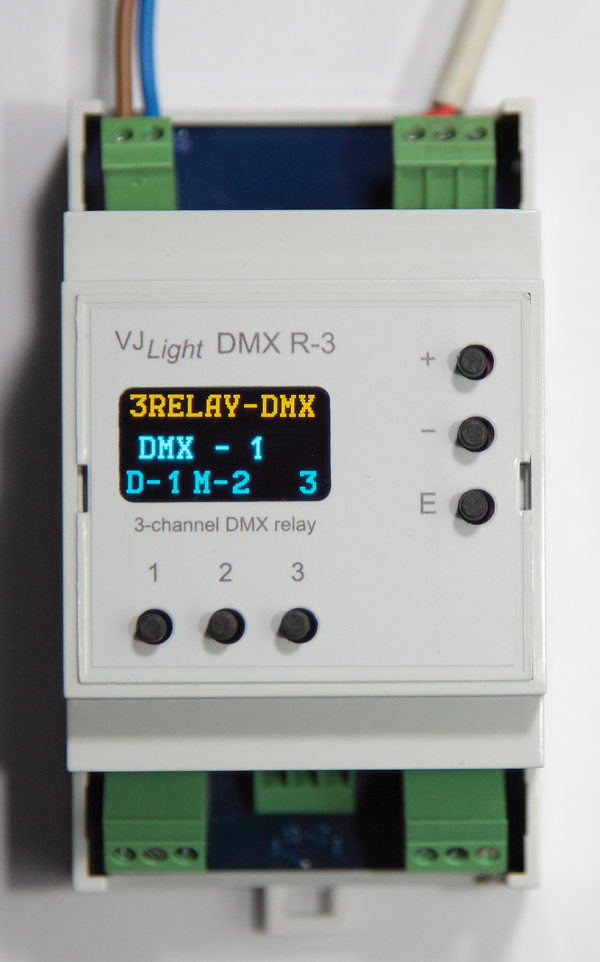 Трёхканальное DMX реле на DIN рейку VJLight DMX-R3. Включение реле командой DMX и вручную.