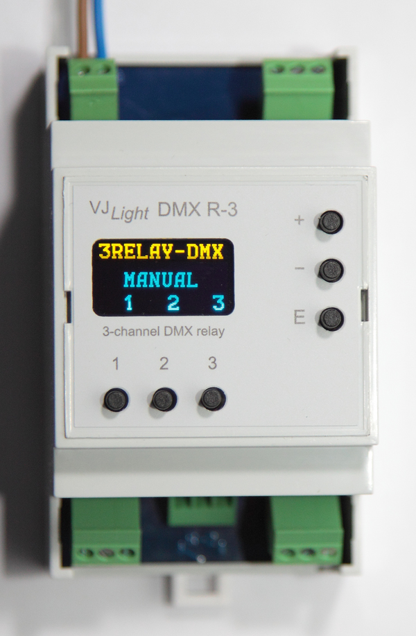 Трёхканальное DMX реле на DIN рейку VJLight DMX-R3. Экран.